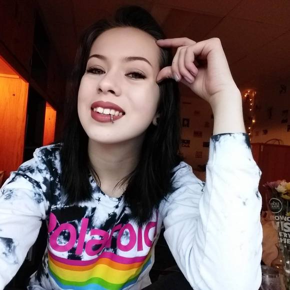 Meet your Posher, Carson - Picture 1 of 1